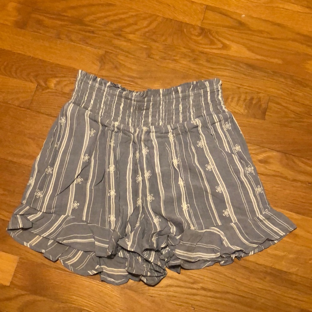Flowy shorts